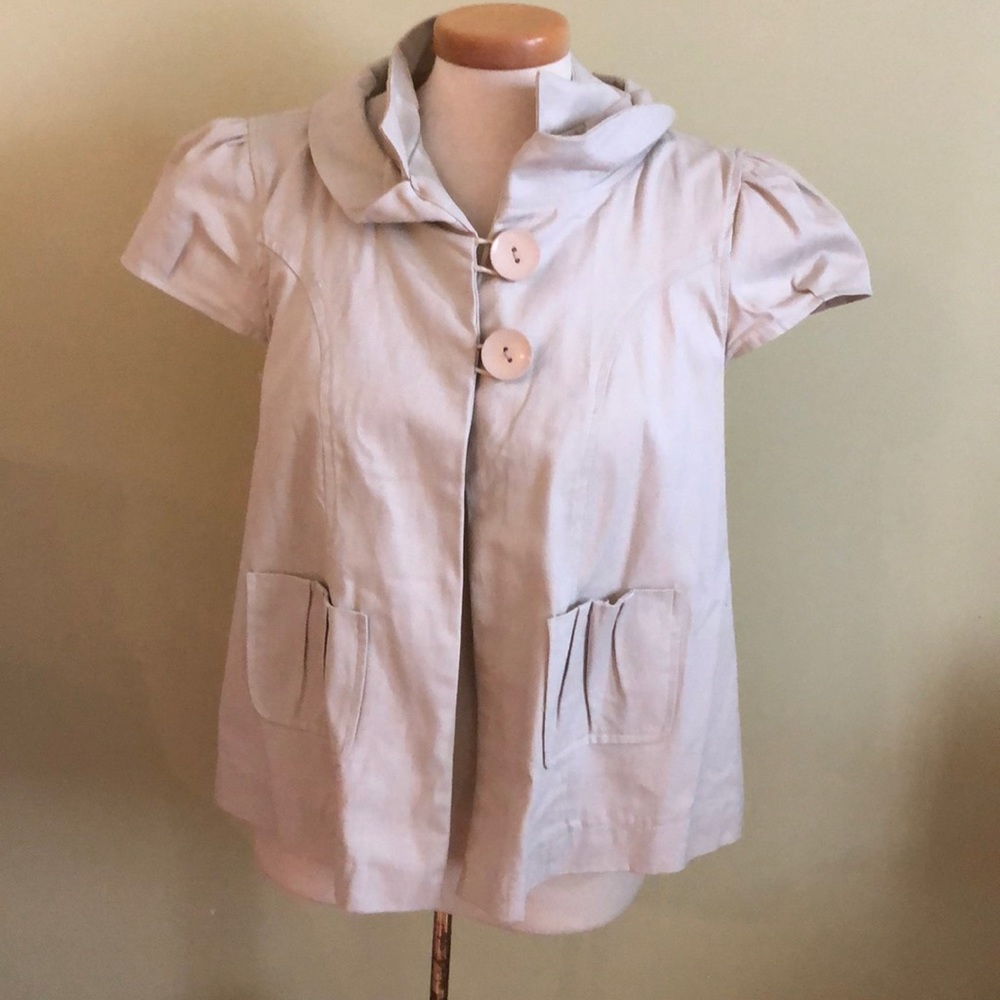 Luii short sleeve summer jacket .
